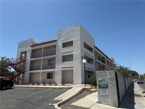Building Photo - 1381 E University Ave.