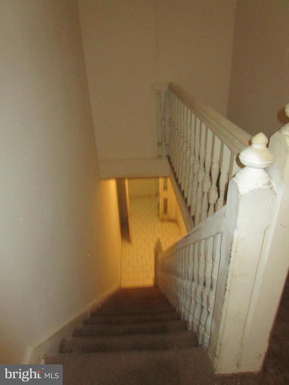 Building Photo - 5526 N Mascher St