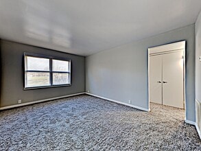 Building Photo - Maple Valley Apartments