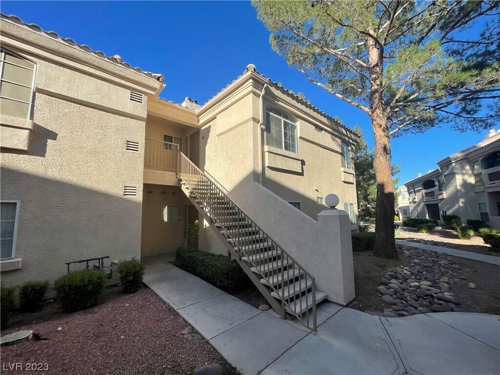 Foto principal - 7400 W Flamingo Rd