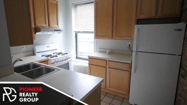 Foto del edificio - 1216 N Dearborn St