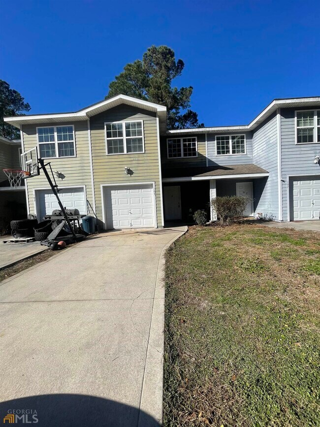 Building Photo - 105 Deep Bay Cir
