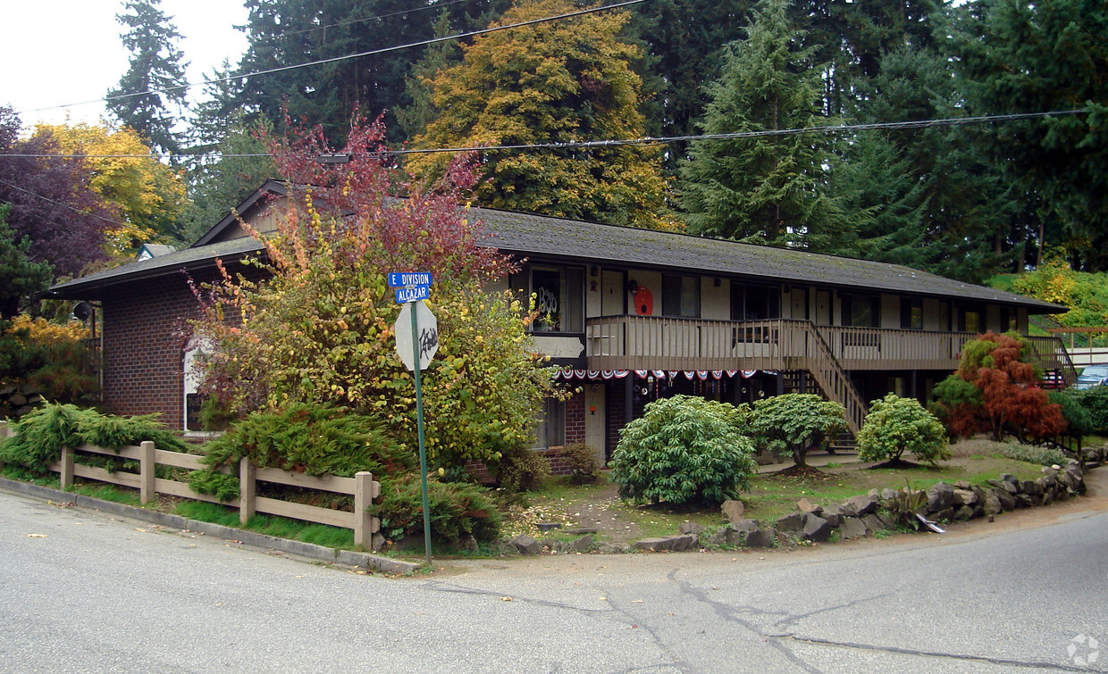 Primary Photo - Terrace Park Apts.