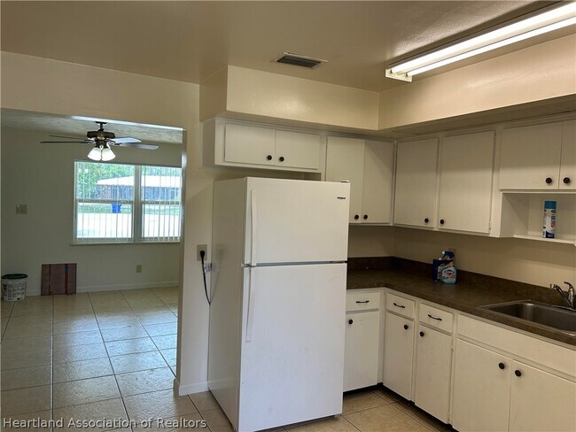 Foto del edificio - 113 Atlas Ct NW