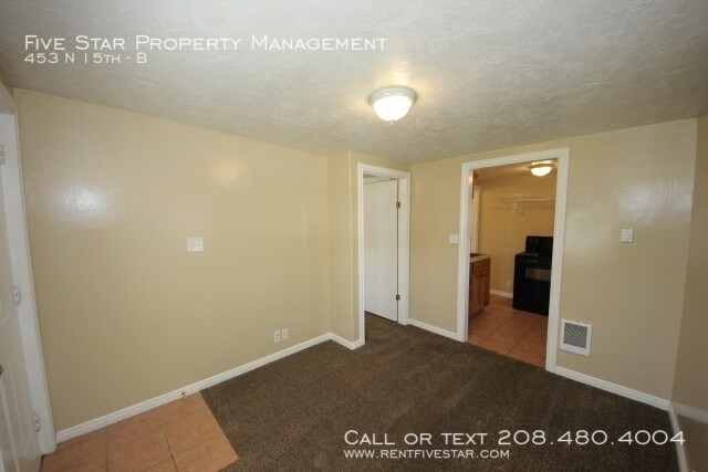 Foto del edificio - 453 N 15th Ave