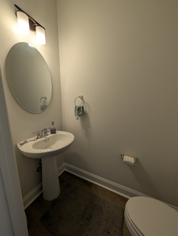 Foto del edificio - 454 Grand Oaks Rd