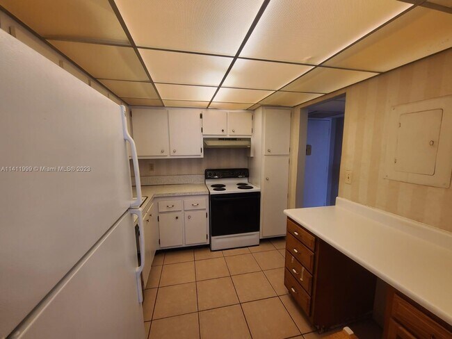 Foto del edificio - 2731 Taft St