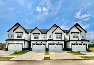 Building Photo - 4839 Chatelet Dr