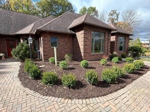 Building Photo - 1035 Ghaner Rd