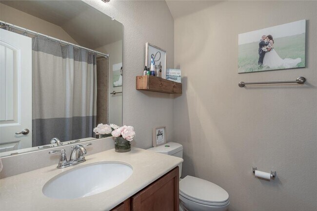Foto del edificio - 1417 Christina Creek Dr