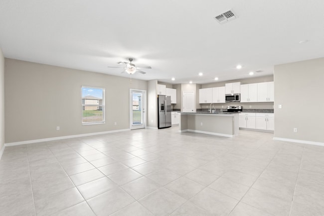 Building Photo - LIKE  NEW 5 Bedroom House for Rent in Epperson Ranch!