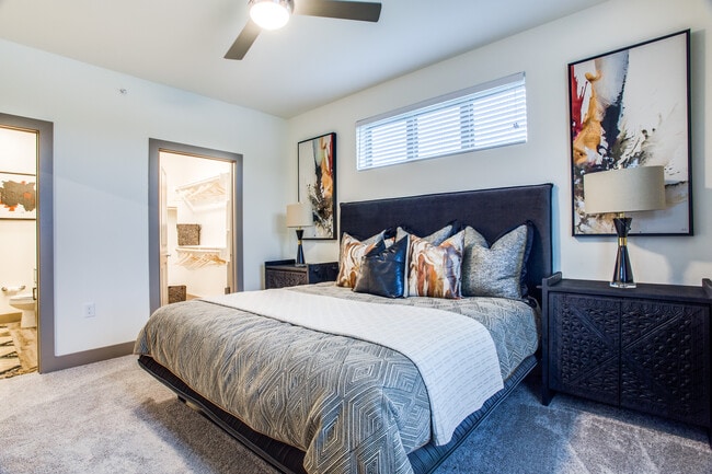 Bedroom with carpet - Avalon Benbrook