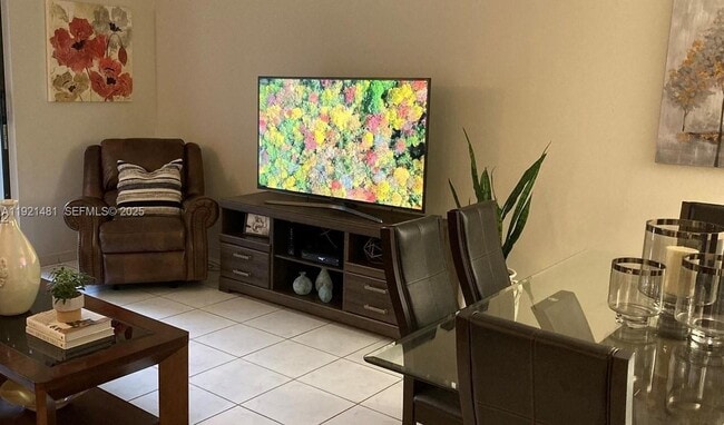 Foto del edificio - 8035 SW 107th Ave