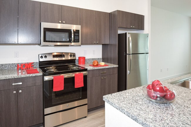 Kitchen - Torino Lakes Rental Townhomes