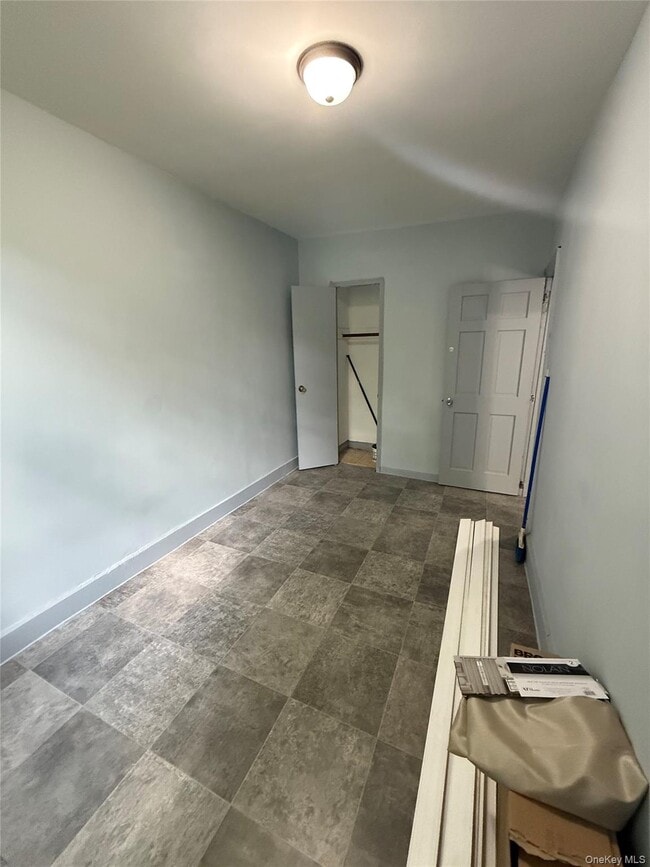 Building Photo - 293 Saratoga Ave