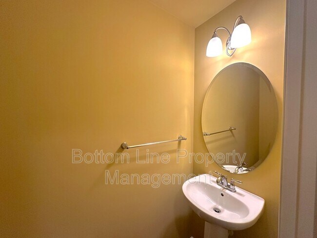Foto del edificio - 313 River Clay Road
