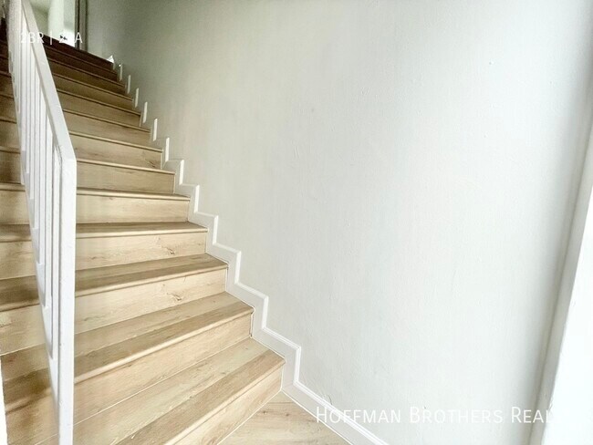 Foto del edificio - 6062 Fulton Ave