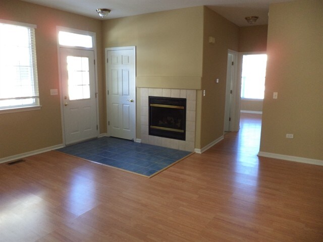 Foto del edificio - 410 N Carlisle Ct