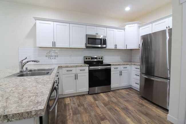 Foto del edificio - 3 Bedroom, 2.5 Bath Townhome in Kennewick