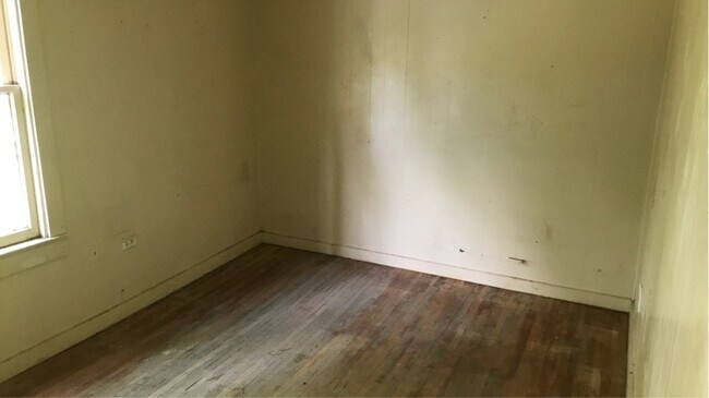 Foto del edificio - 922 Eastland Ave