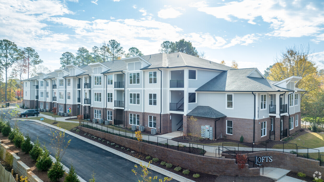 Foto principal - Lofts at Aversboro