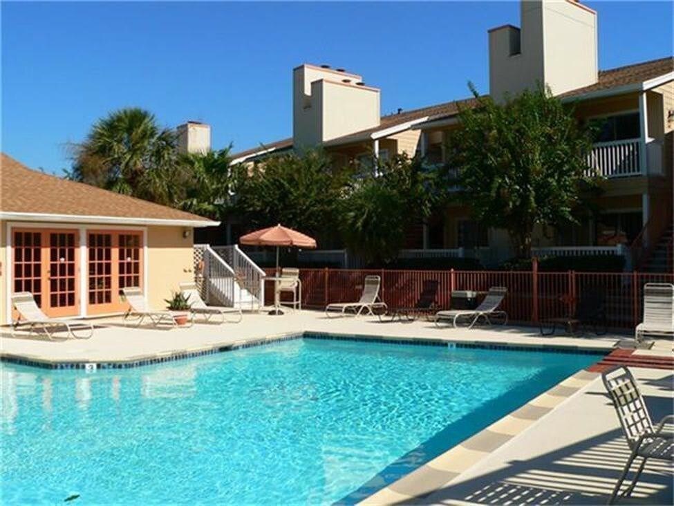 3506 Cove View Blvd Unit 1305, Galveston, TX 77554 Condo for Rent in