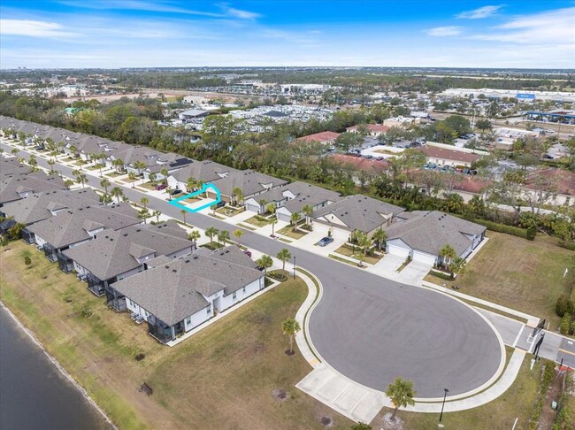 Foto del edificio - 6077 Amberly Dr