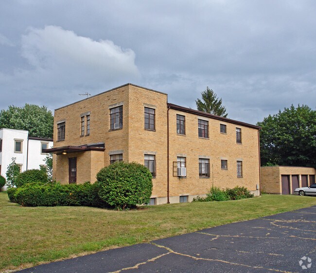 Foto del edificio - 431 Claranna Ave