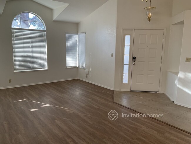 Building Photo - 4508 Plano Dr