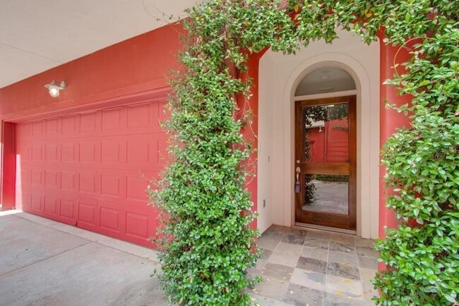 Foto del edificio - 408 Parker St