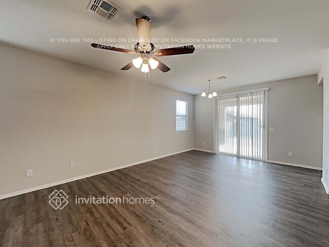 Foto del edificio - 17545 W Jessie Ln