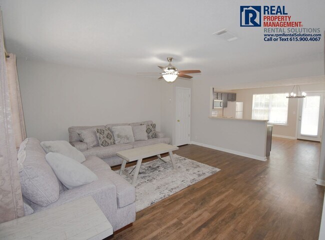 Foto del edificio - 2027 Bradyville Pike
