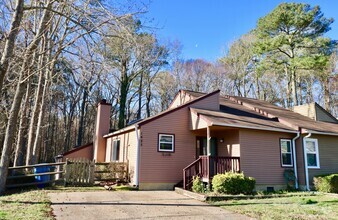 Building Photo - 1425 Goose Landing