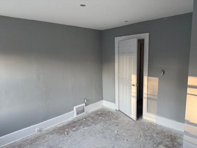 Foto del edificio - 12722 Birwood St