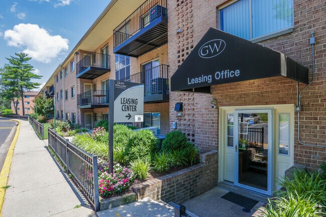 Oficina de arrendamiento - Glen Willow Apartments