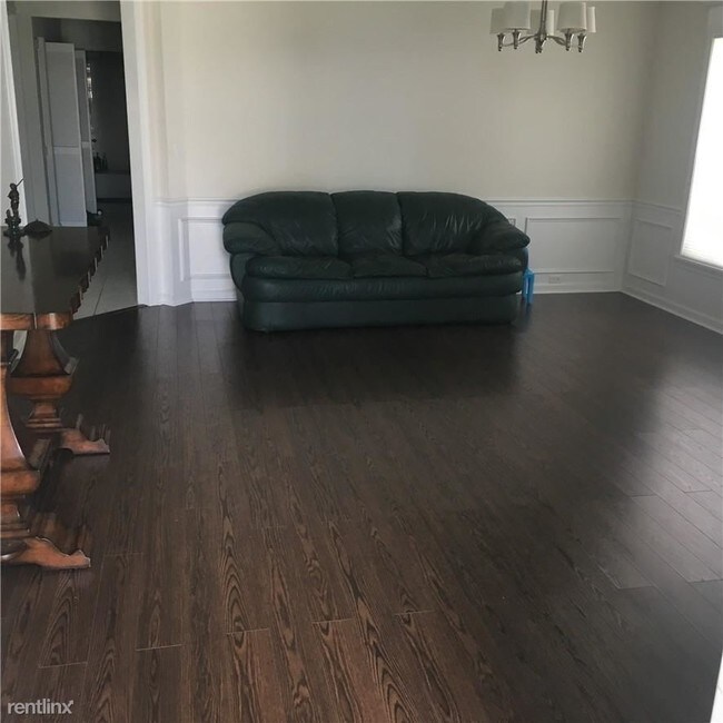 Foto del edificio - 3 br, 2 bath House - 5805 N Plum Bay Pkwy