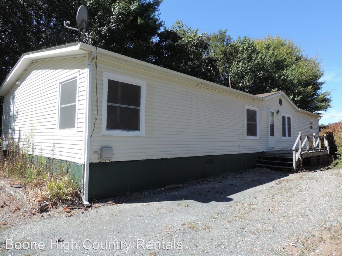 Foto principal - 3 br, 2 bath House - 8468 US HWY 421 N