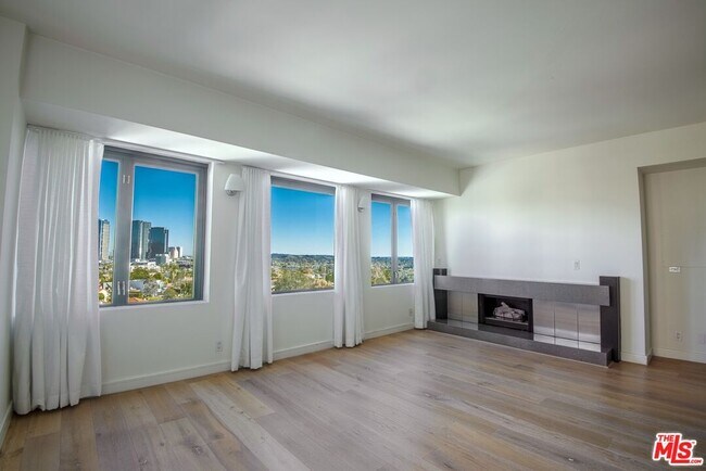 Foto del edificio - 10520 Wilshire Blvd
