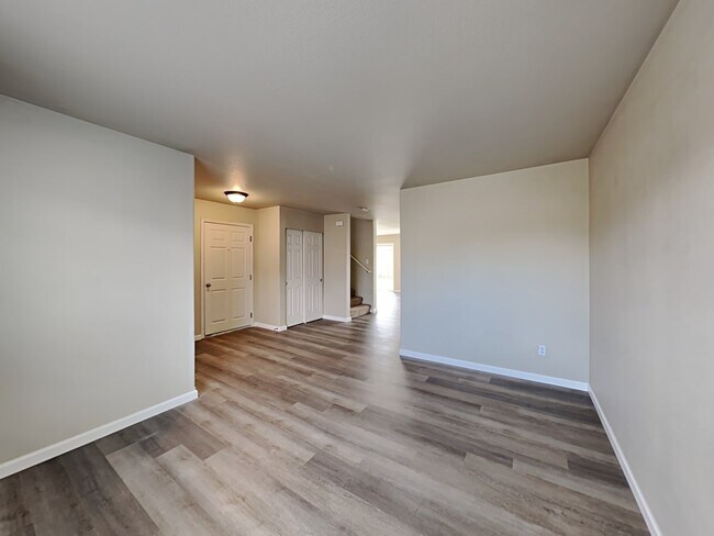 Building Photo - 17524 90th Ave E