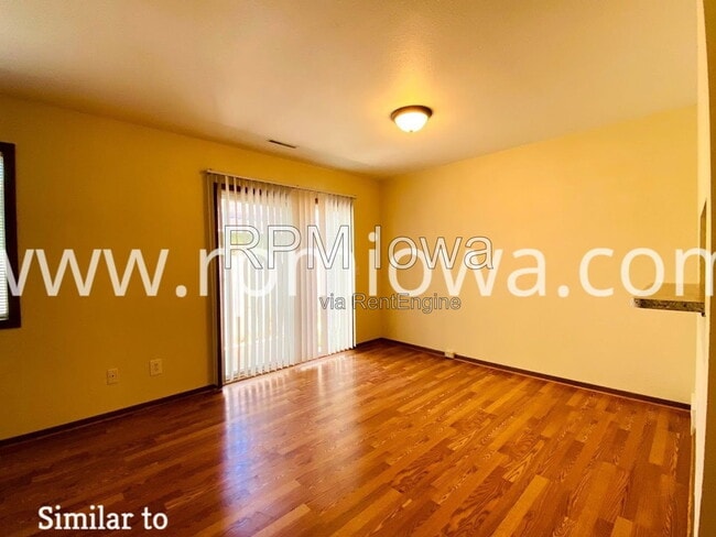 Building Photo - 1511 N Dakota Ave