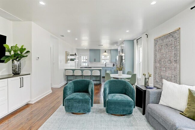 Foto del edificio - 4502 Avenue H