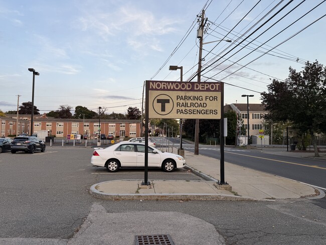 Foto del edificio - 211 Central St