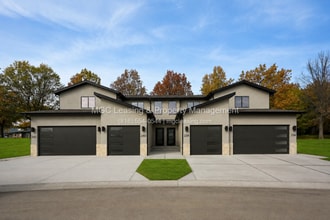 Building Photo - 239 Persimmon Rd