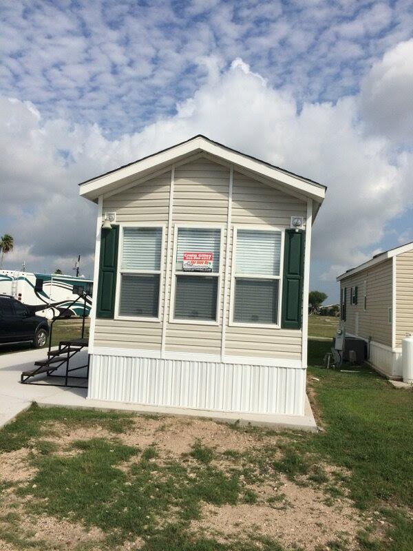 Foto principal - 1400 Zillock Rd