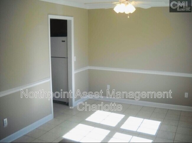 Foto del edificio - 7602 Hunt Club Rd
