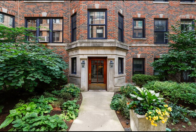 Foto del edificio - 2309 N Commonwealth Ave