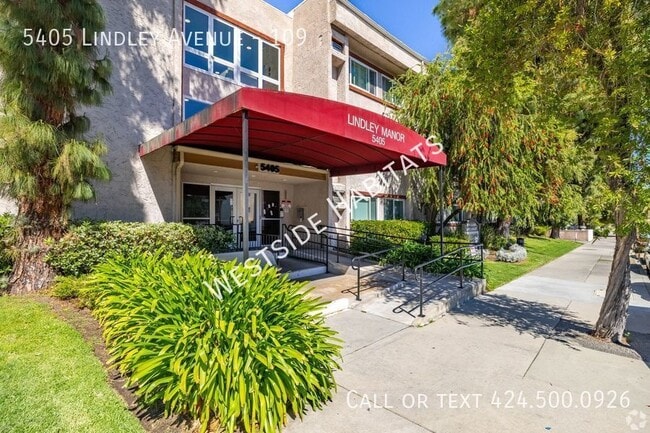 Building Photo - 5405 Lindley  - Gorgeous, fully renovated ...