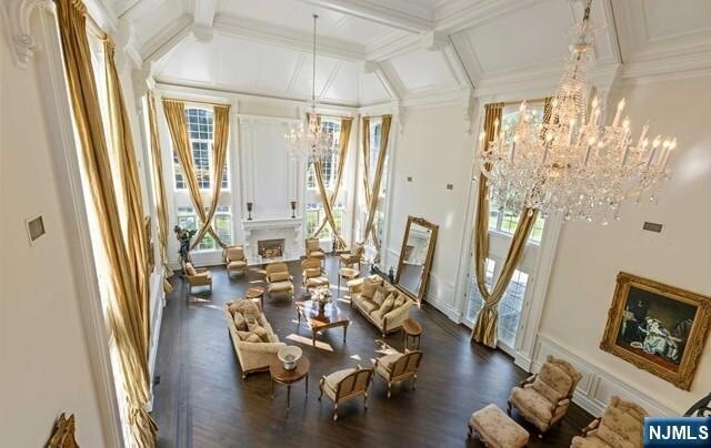 Foto del edificio - 51 Chestnut Ridge Rd