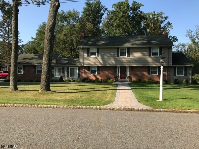 Foto principal - 17 Glenwood Ave