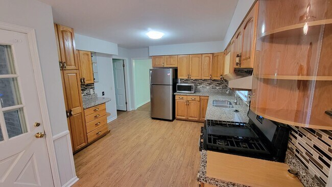 Foto del edificio - 6525 Williamson Dr NE